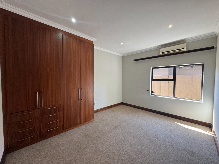 To Let 4 Bedroom Property for Rent in Pecanwood Estate North West